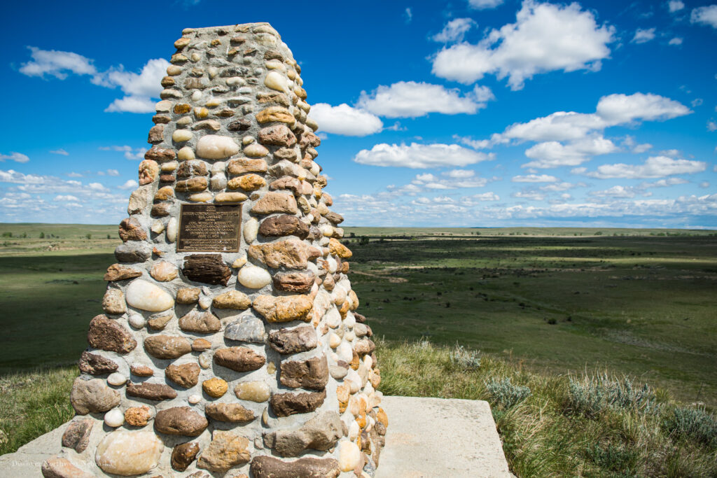Warbonnet Monument